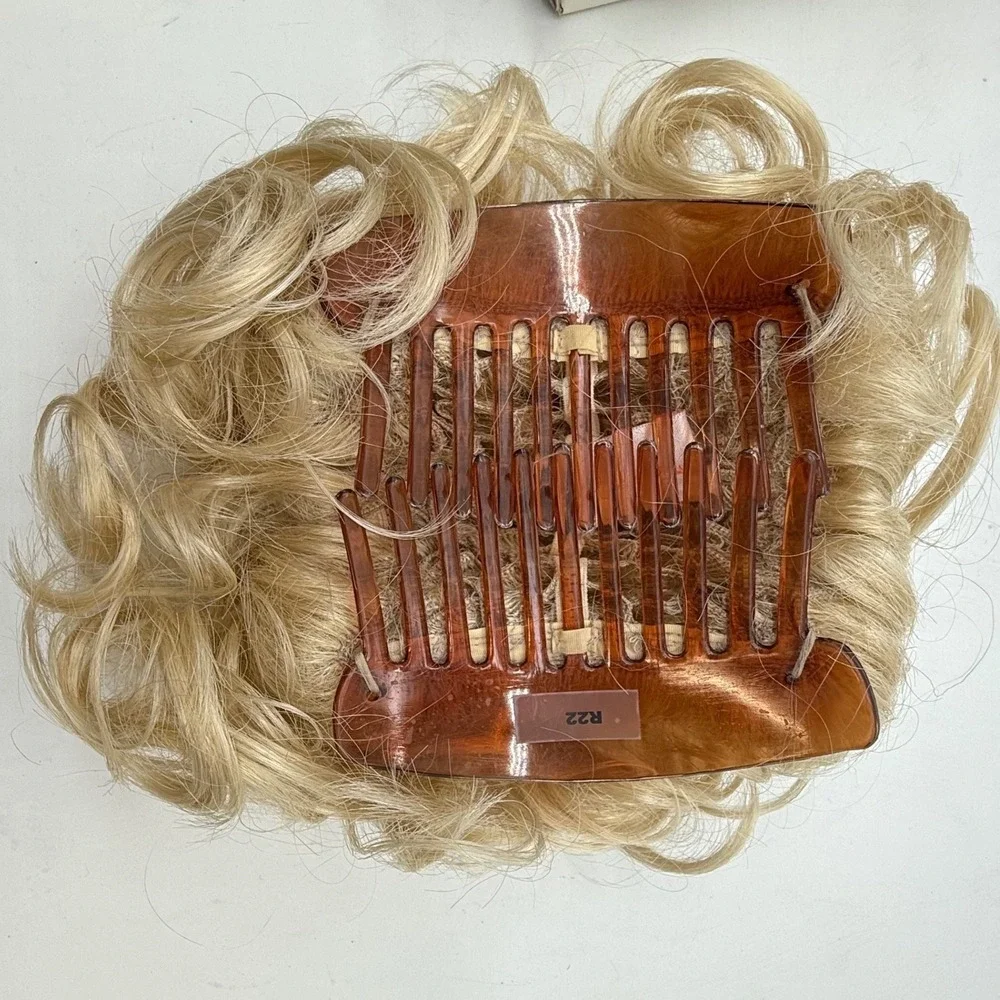 Raquel Welch RW Hair FX Swedish Blonde Act One Hairuwear extension clip‎ in